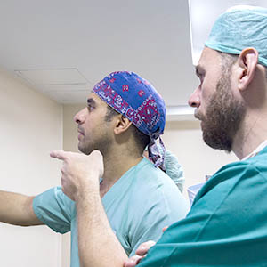 consulta a los mejores traumatologos de columna vertebral de españa