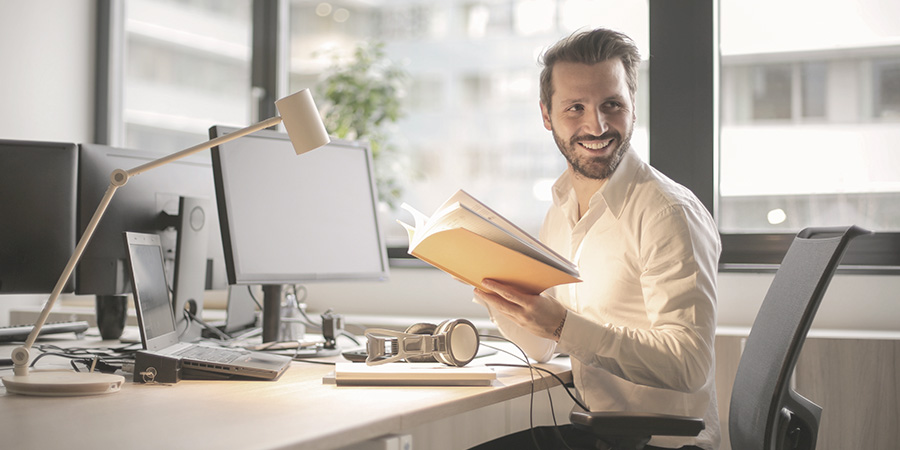 Hábitos-diarios-saludables-para-cuidar-de-la-espalda